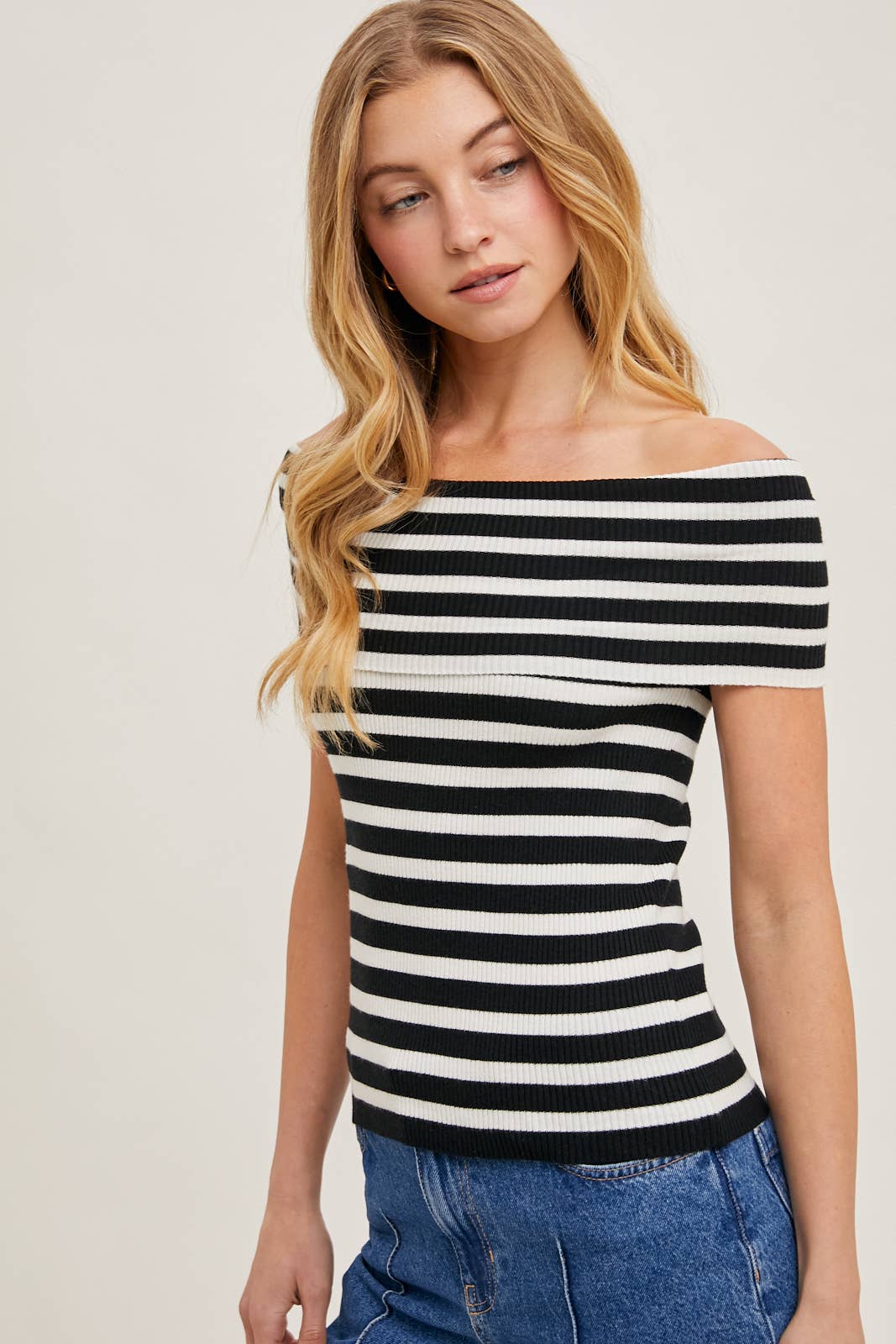 STRIPED OFF THE SHOULDER KNIT TOP