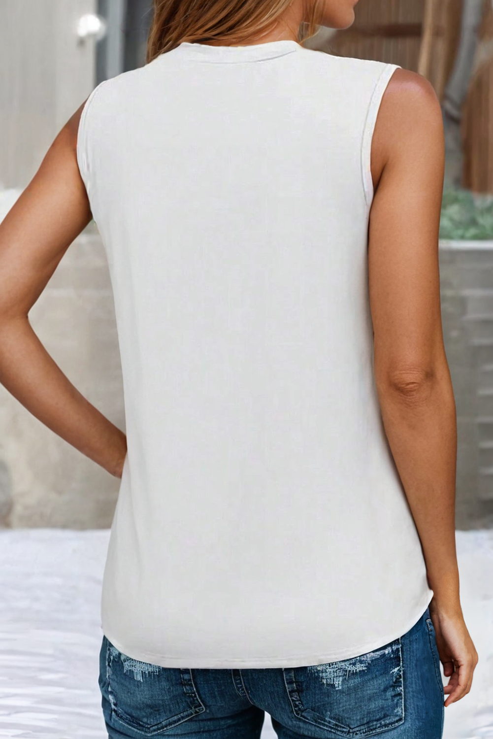 Solid Color Crew Neck Pleated Tank Top