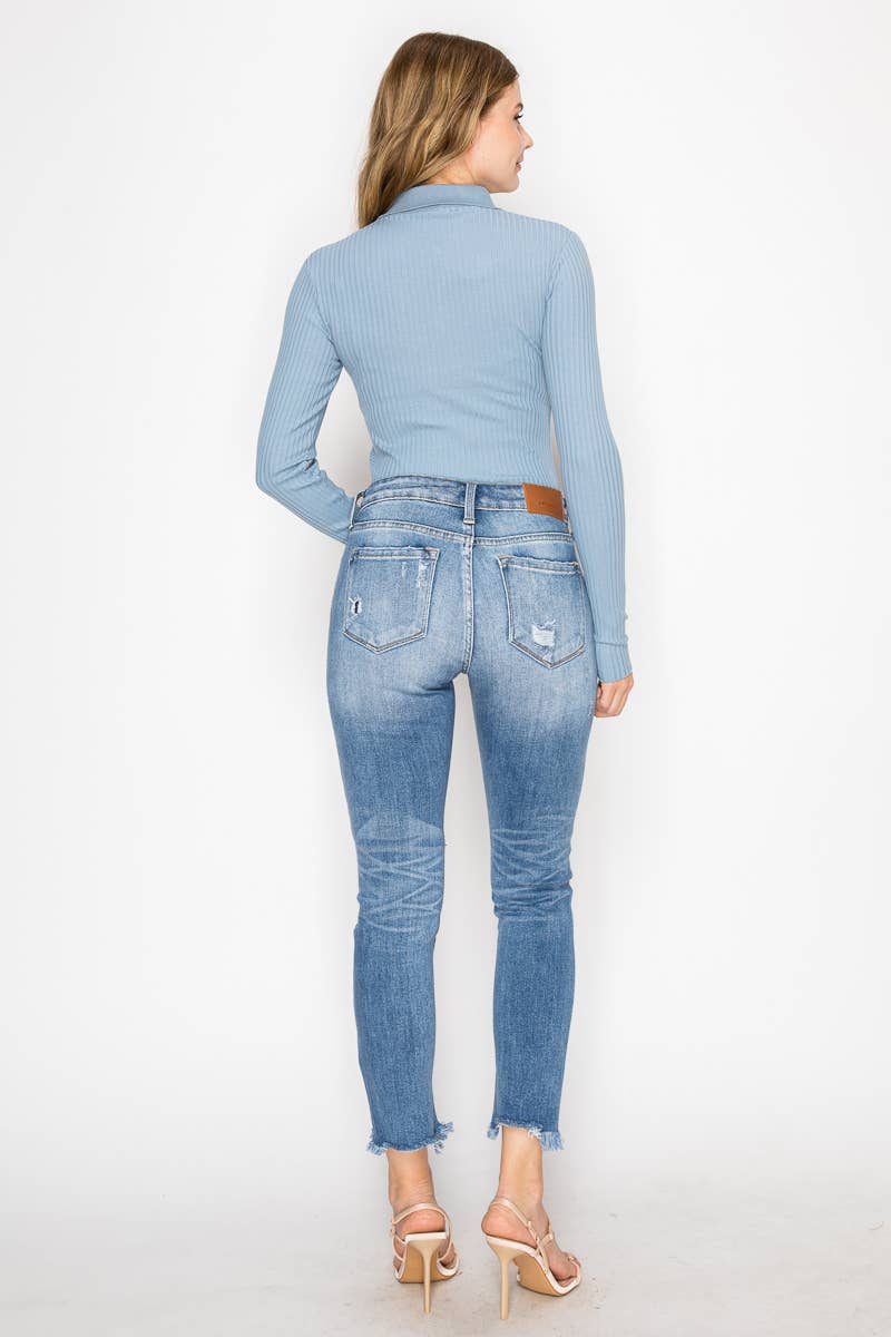 MID RISE STRETCH SKINNY STRAIGHT JEAN
