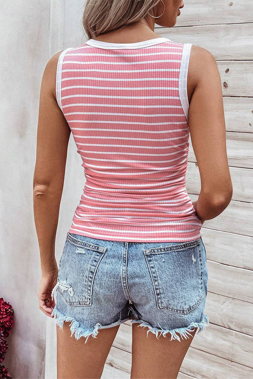 Contrast Slim Top