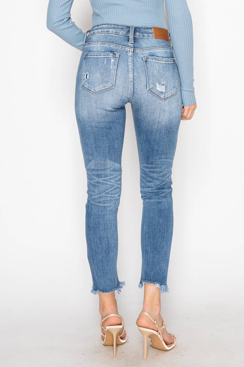 MID RISE STRETCH SKINNY STRAIGHT JEAN