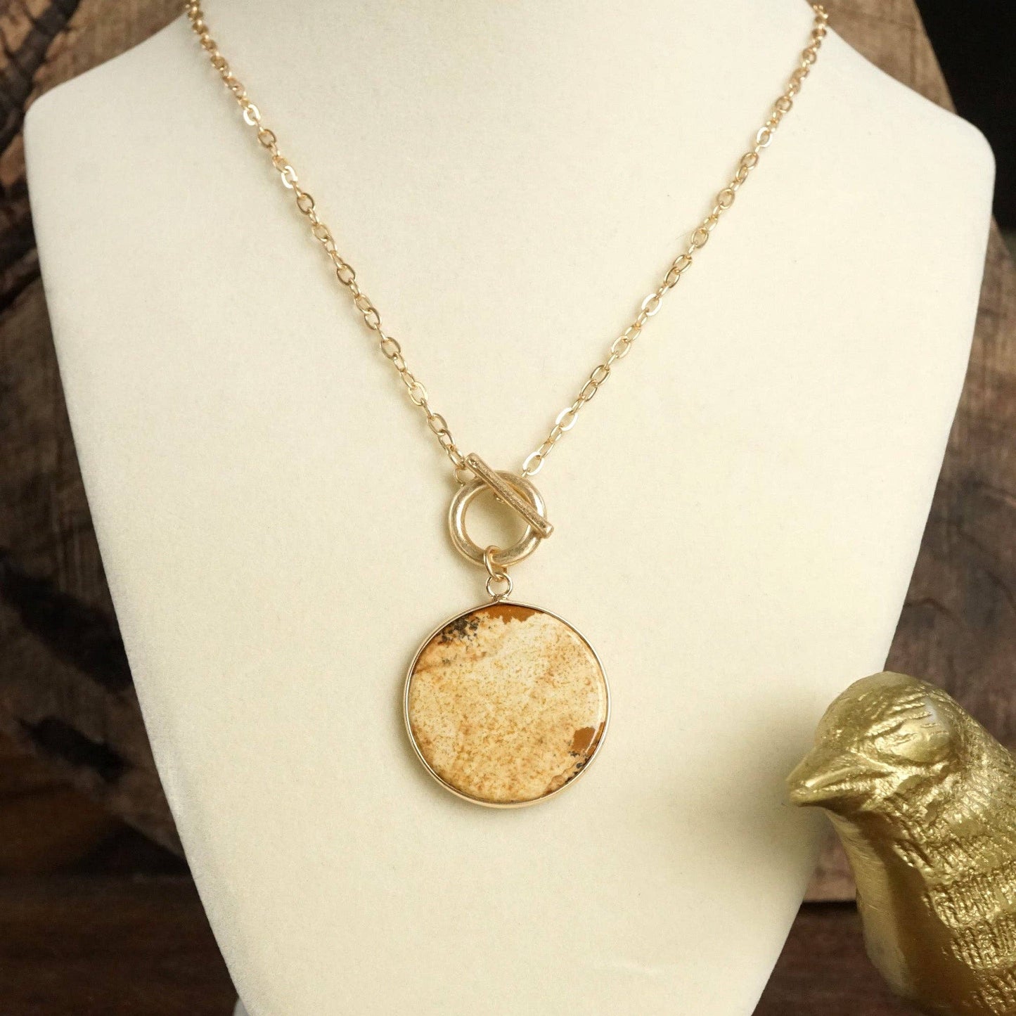 Disc Pendant Necklace