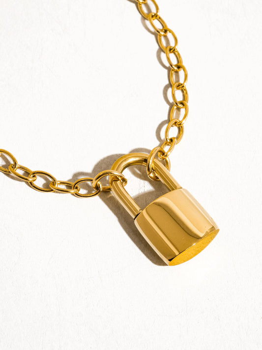 18K Non-Tarnish Lock Chain Necklace