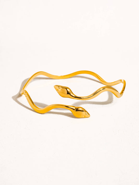 18K Gold Non-Tarnish Wavy Serpent Bracelet